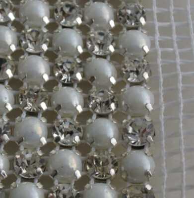  加工生产白色网纱底珍珠水钻钻卷钻网